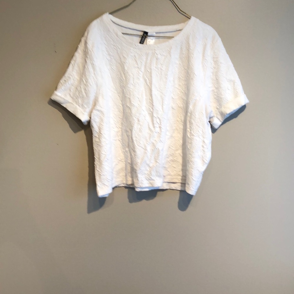 Crop top - Picture 2 of 2